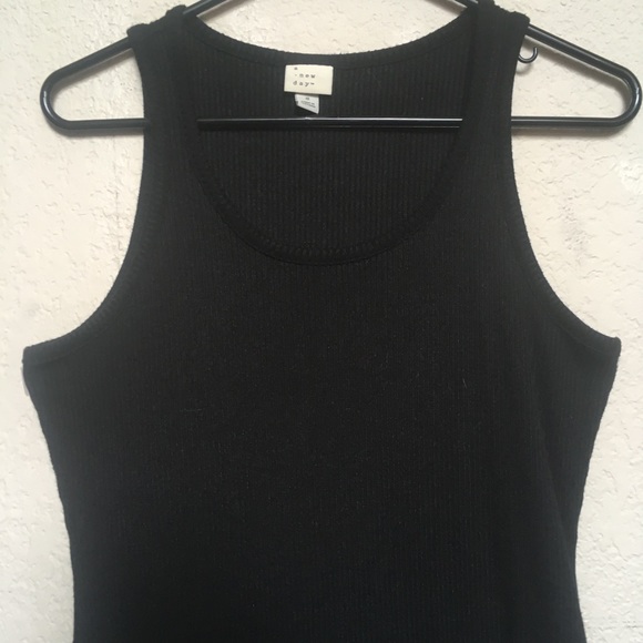 LBD, Soft and Comfortable - Picture 6 of 8